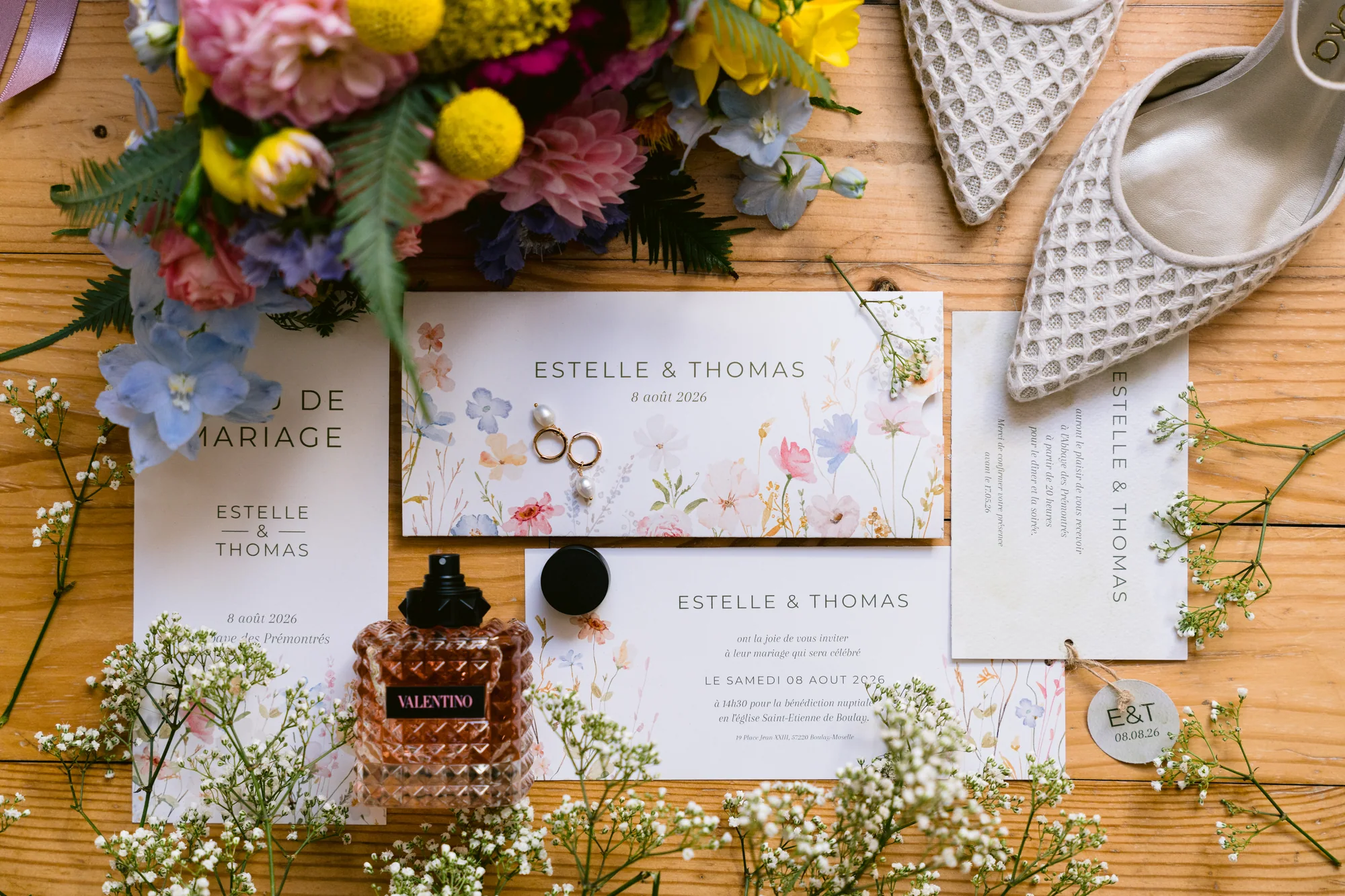 Les fleurs et la papeterie d'Estelle et Thomas